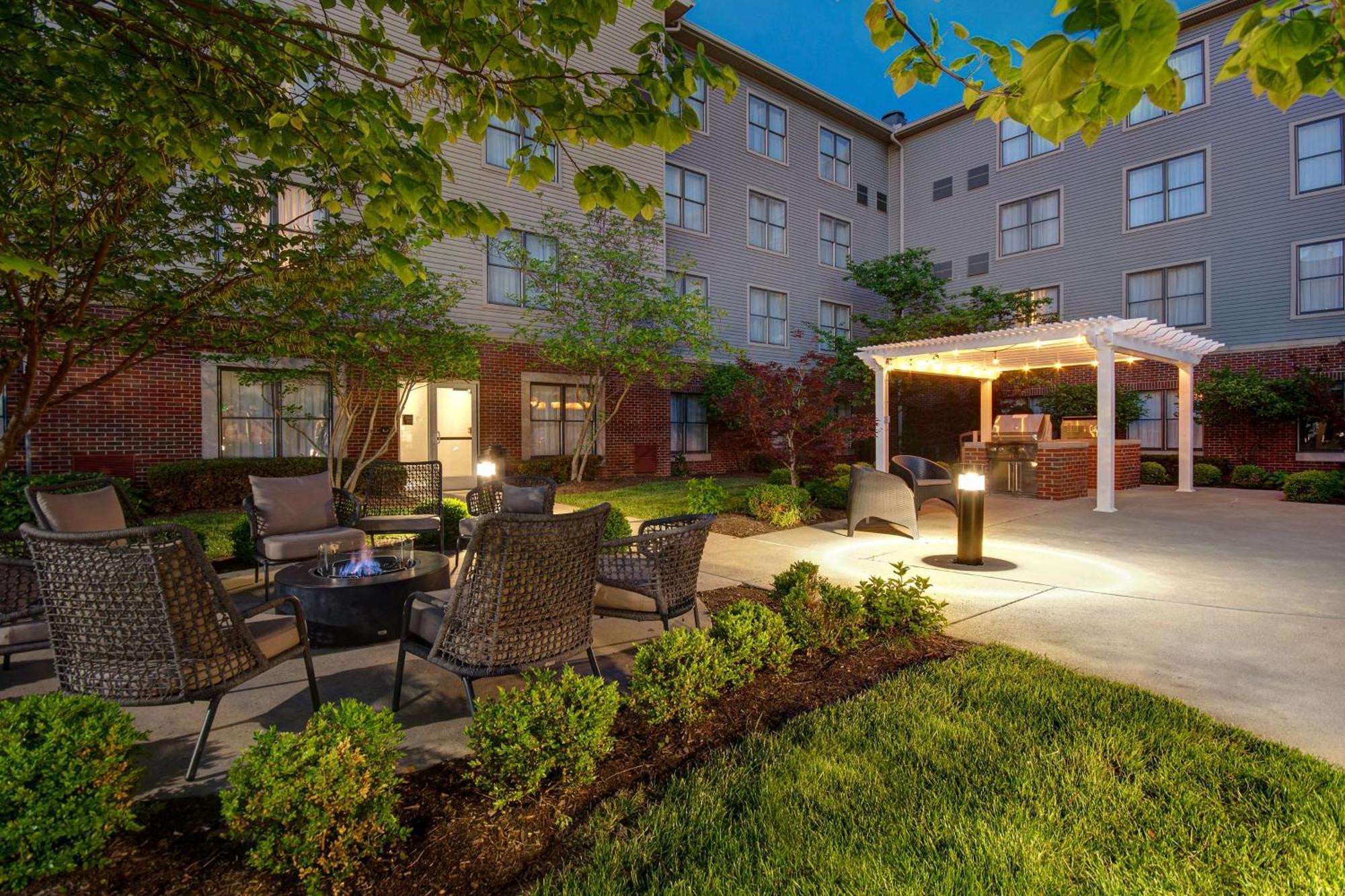 Homewood Suites By Hilton Lexington-Hamburg Exterior photo